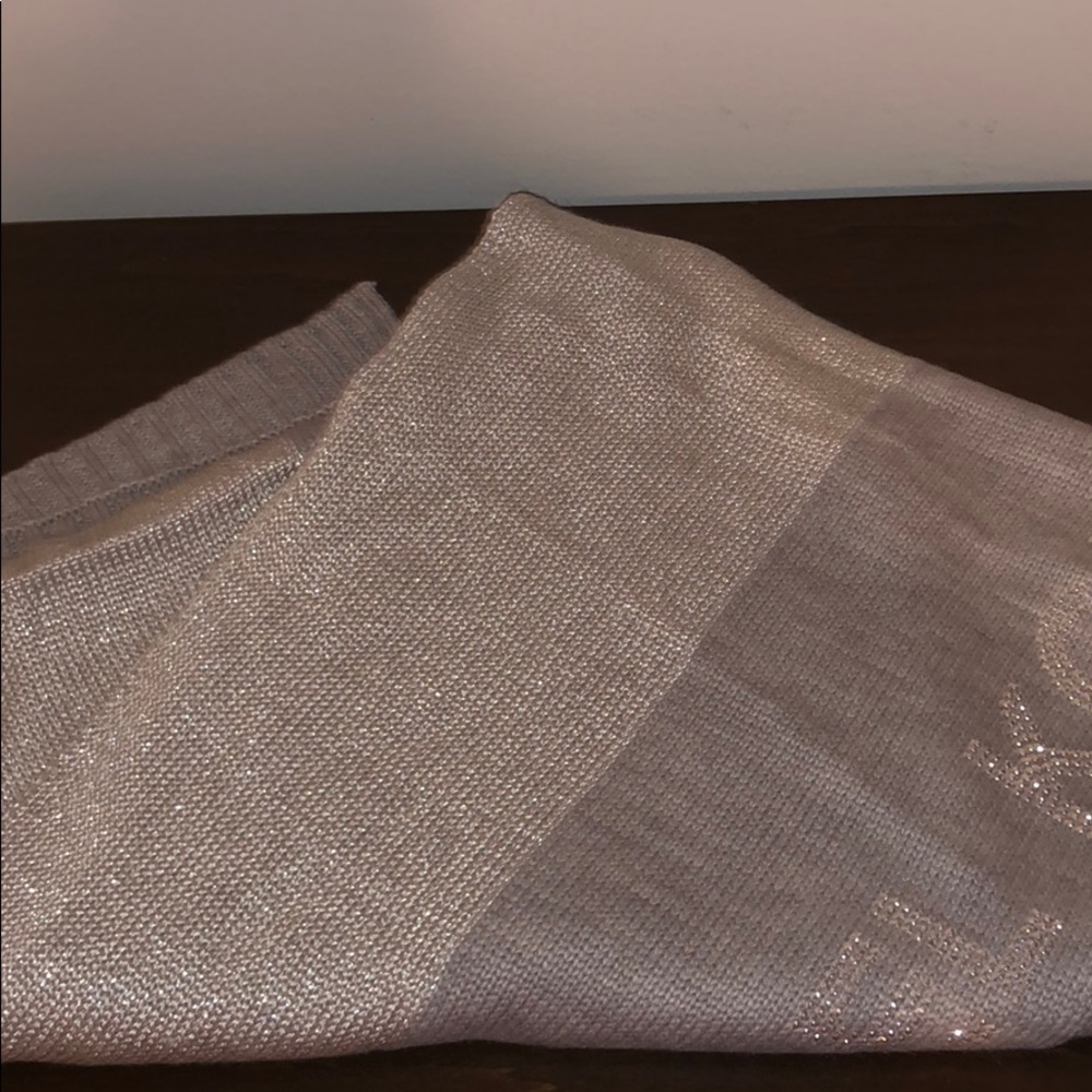 Michael Kors scarf